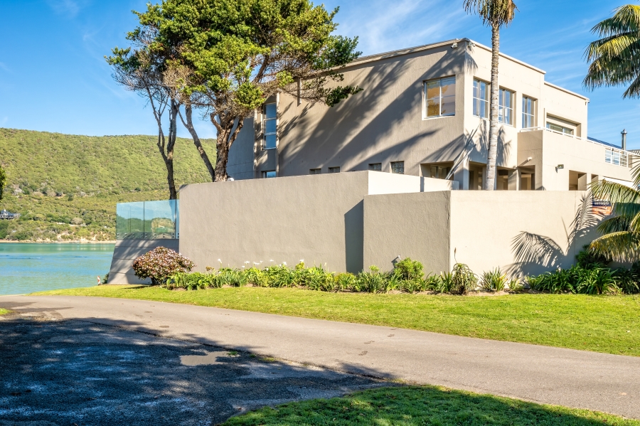 4 Bedroom Property for Sale in Leisure Isle Western Cape